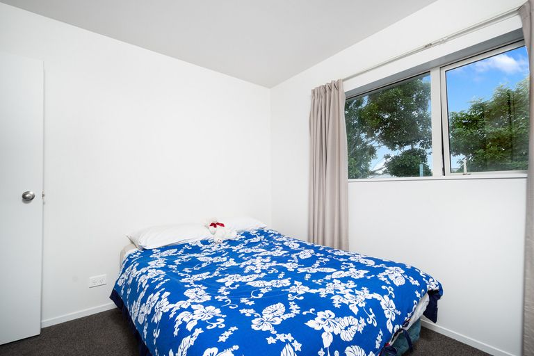 Photo of property in 55 Seymour Road, Sunnyvale, Auckland, 0612