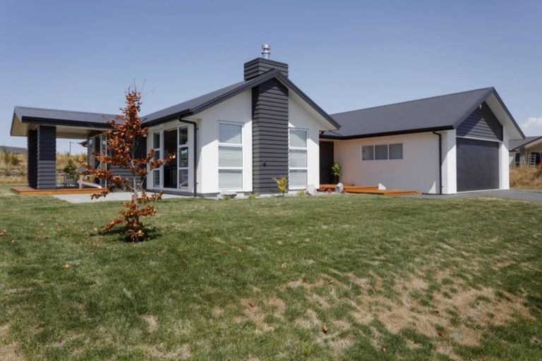 Photo of property in 12 Tuapapa Road, Wharewaka, Taupo, 3330
