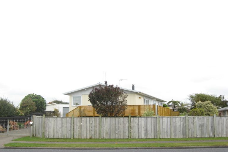 Photo of property in 184 Parklands Avenue, Bell Block, New Plymouth, 4312