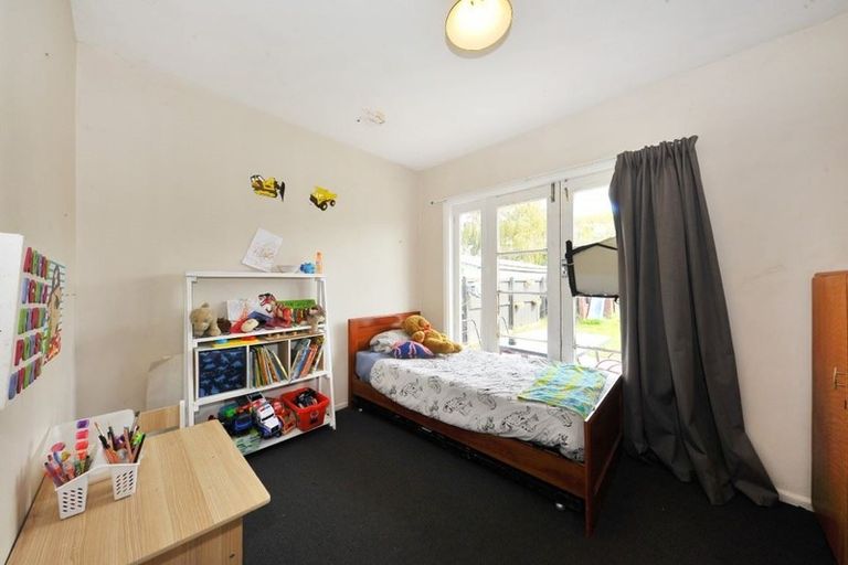 Photo of property in 34 Lyndhurst Crescent, Aranui, Christchurch, 8061