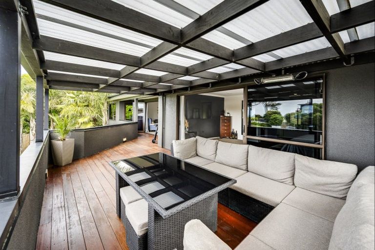 Photo of property in 2 Anthony Place, Bay View, Napier, 4104