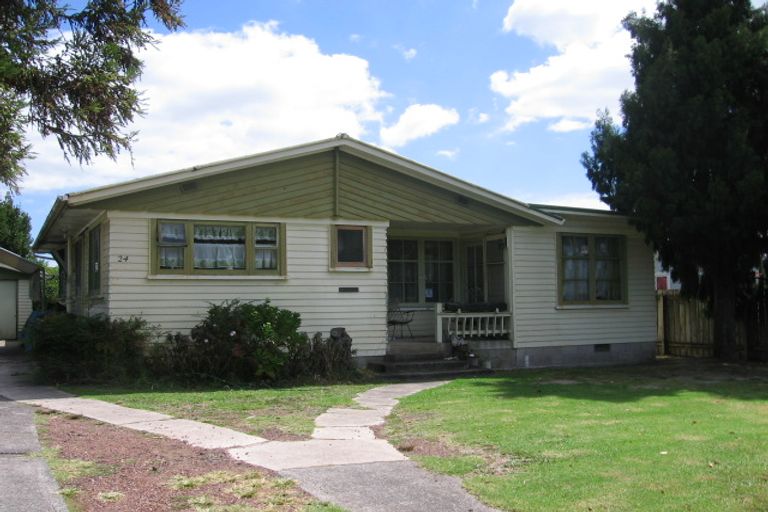 Photo of property in 24 Rata Street, New Lynn, Auckland, 0600