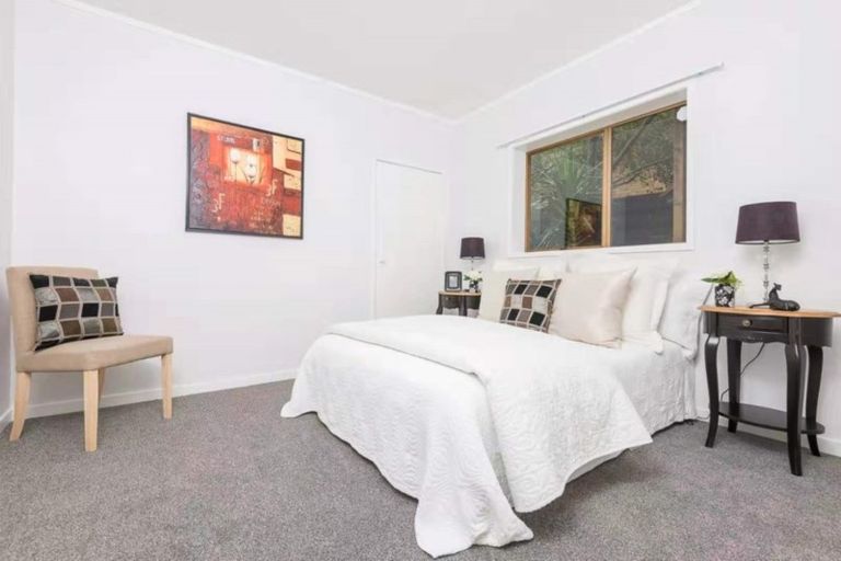 Photo of property in 78 Weatherly Road, Torbay, Auckland, 0630