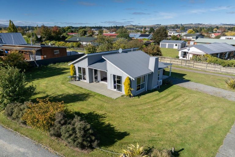 Photo of property in 25 Pop Andrew Drive, Te Anau, 9600