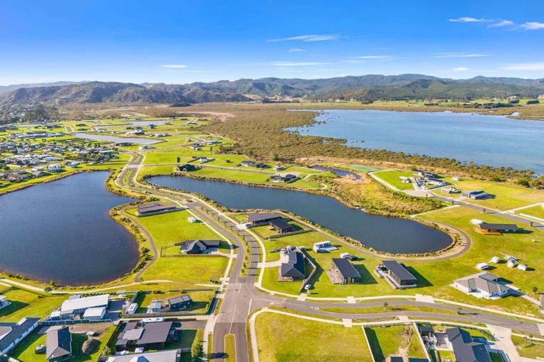 Photo of property in 202 Harbour Drive, Matarangi, Whitianga, 3592