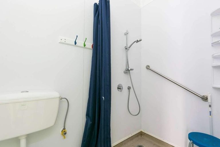 Photo of property in 16 Austin Street, Mount Victoria, Wellington, 6011