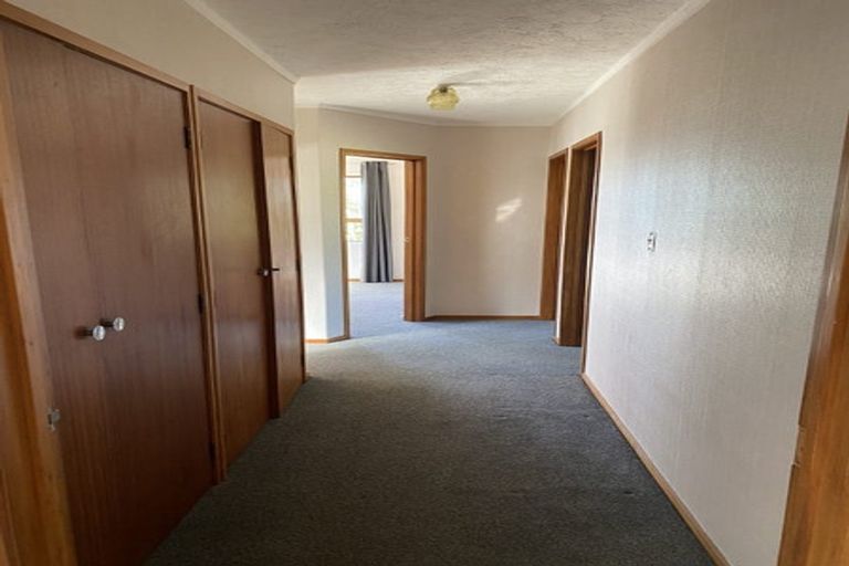 Photo of property in 64 Cyclarama Crescent, Massey, Auckland, 0614