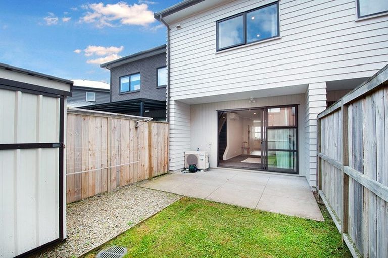 Photo of property in 63 O'meara Street, Swanson, Auckland, 0614