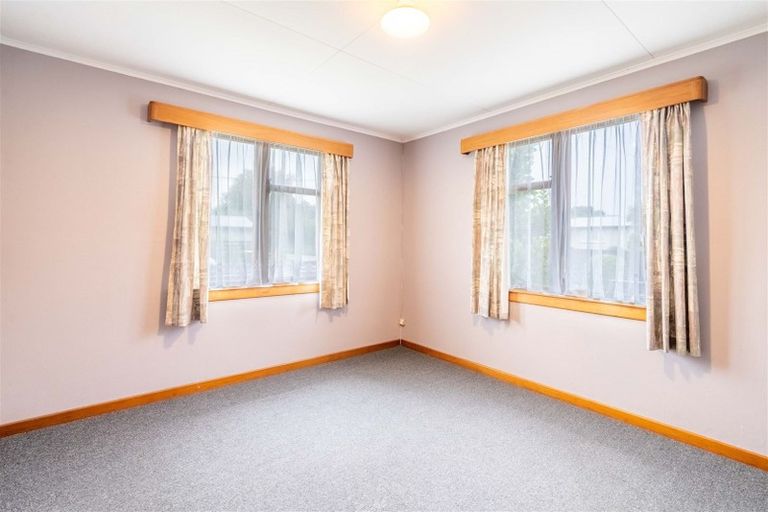 Photo of property in 23 Fraser Street, Waikiwi, Invercargill, 9810