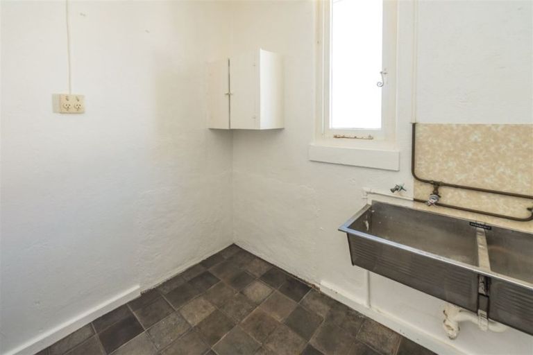 Photo of property in 38 Carlton Avenue, Gonville, Whanganui, 4500