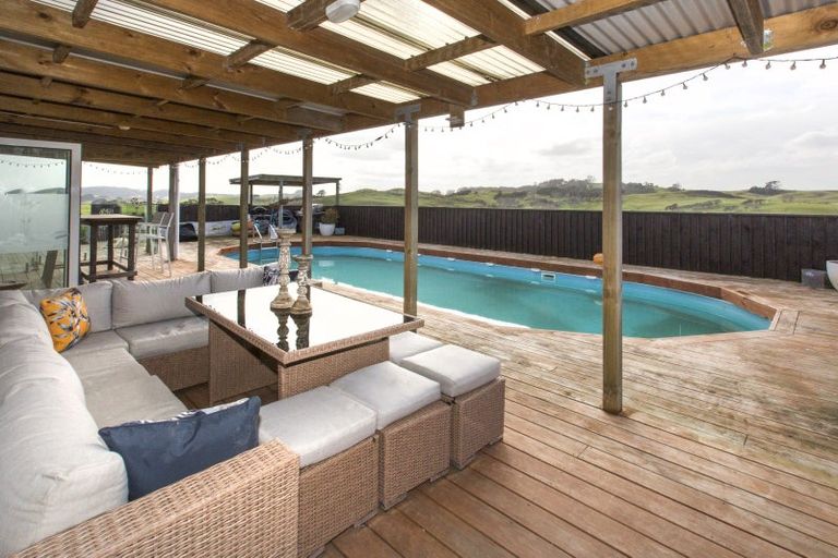 Photo of property in 395 Rehia Road, Ruawai, 0592