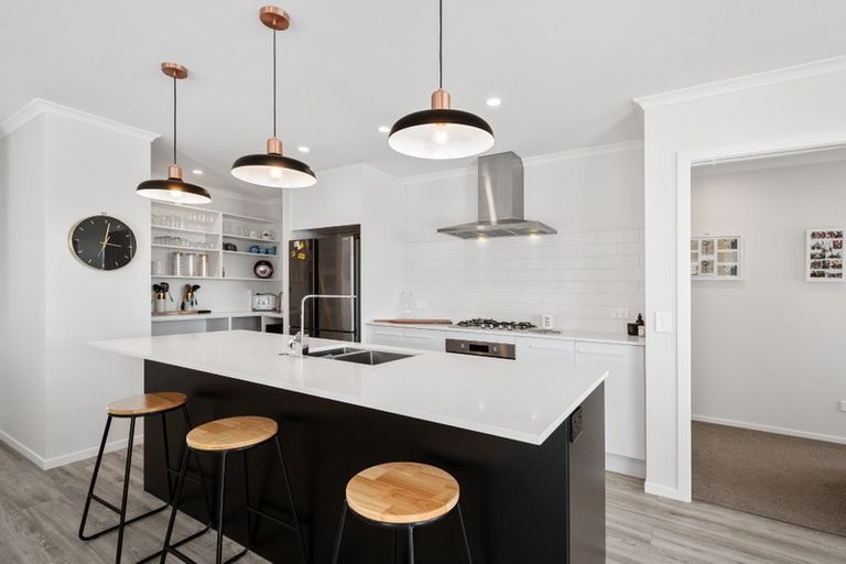 Photo of property in 17 Parkside Mews, Papamoa, 3118