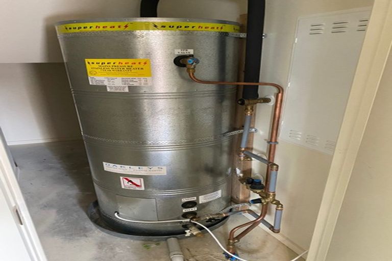 Photo of property in 49 Centennial Avenue, Riccarton, Christchurch, 8041