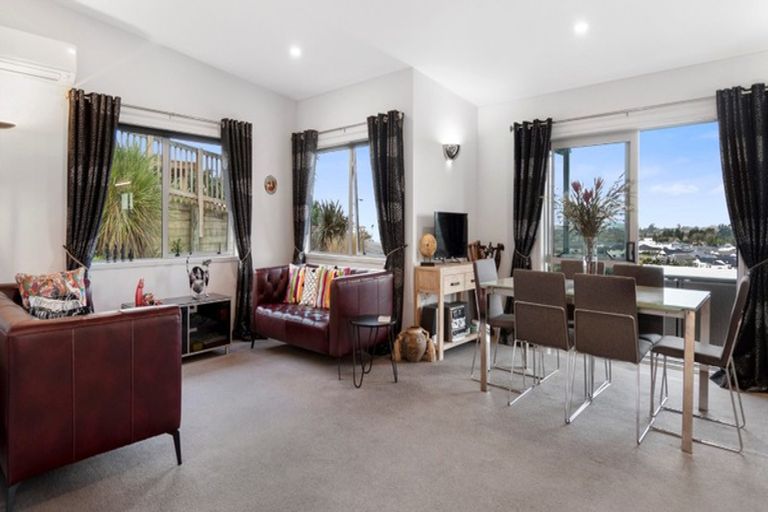 Photo of property in 11a Lynley Park Drive, Omokoroa, 3114