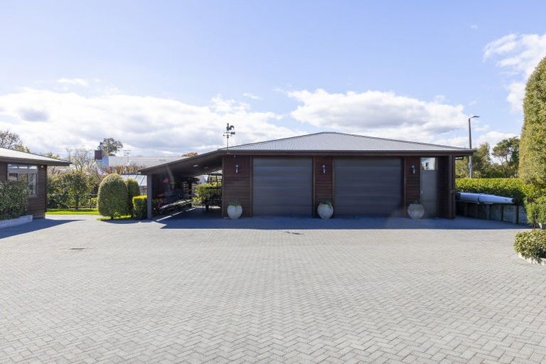 Photo of property in 12 Mahuta Road, Waitahanui, Taupo, 3378