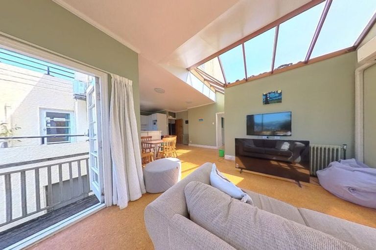 Photo of property in 71 Warrender Street, North Dunedin, Dunedin, 9016