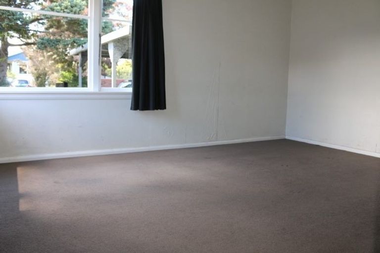 Photo of property in 4 Alton Place, Hokowhitu, Palmerston North, 4410