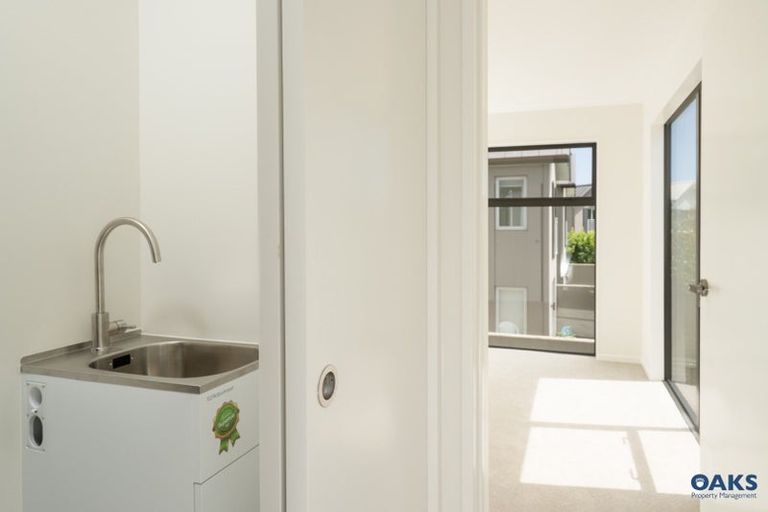 Photo of property in 45 Whai Hua Lane, Mangere Bridge, Auckland, 2022