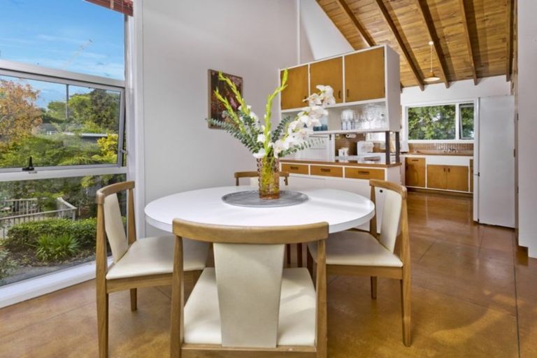 Photo of property in 53 Ngataringa Road, Devonport, Auckland, 0624