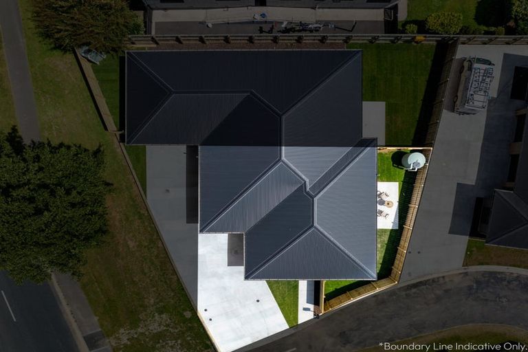 Photo of property in 100 Hagart-alexander Drive, Mosgiel, 9024