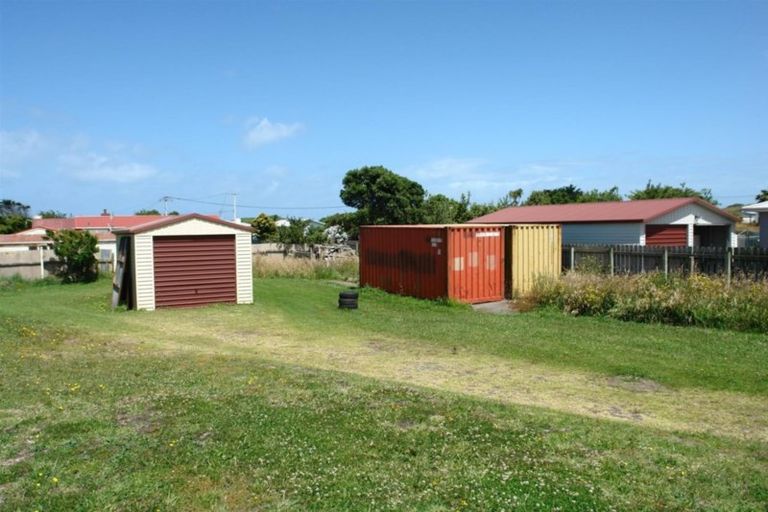 Photo of property in 169 Egmont Street, Patea, 4520
