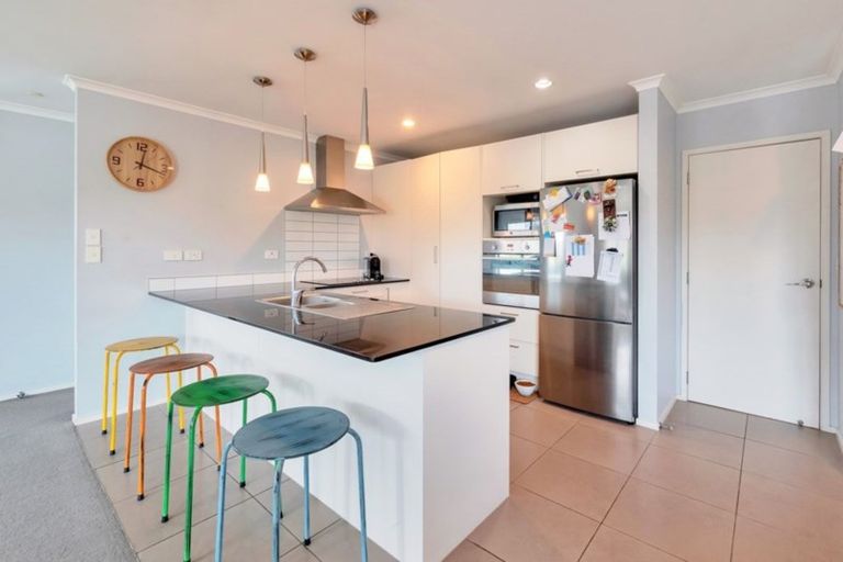 Photo of property in 38 Raabia Close, Parakai, 0830