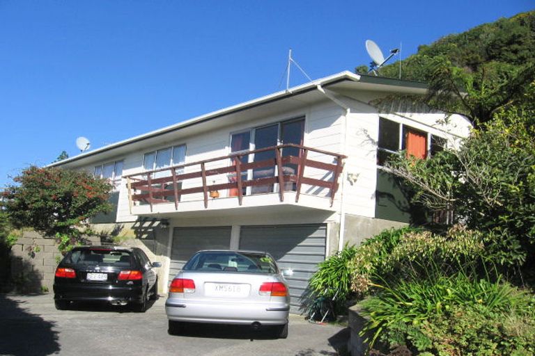 Photo of property in 13 Old Coach Road, Johnsonville, Wellington, 6037