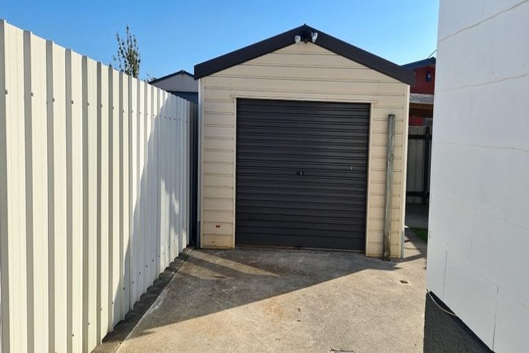 Photo of property in 21 Carlisle Street, Milson, Palmerston North, 4414
