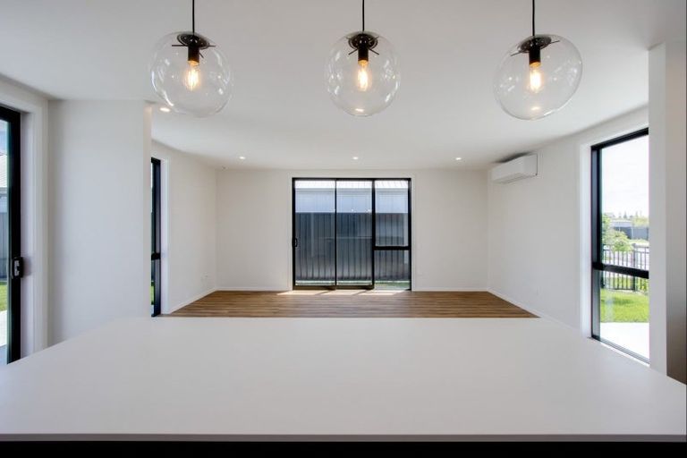 Photo of property in 2 Wai Whatu Street, Meeanee, Napier, 4110