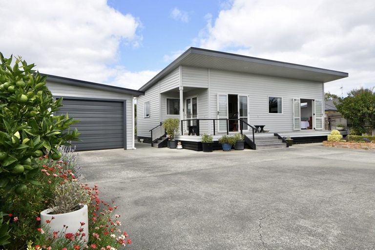 Photo of property in 5a Garrison Street, Carterton, 5713