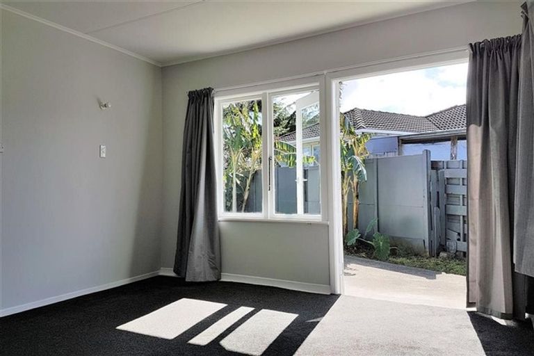 Photo of property in 6 Electra Place, Mangere, Auckland, 2022