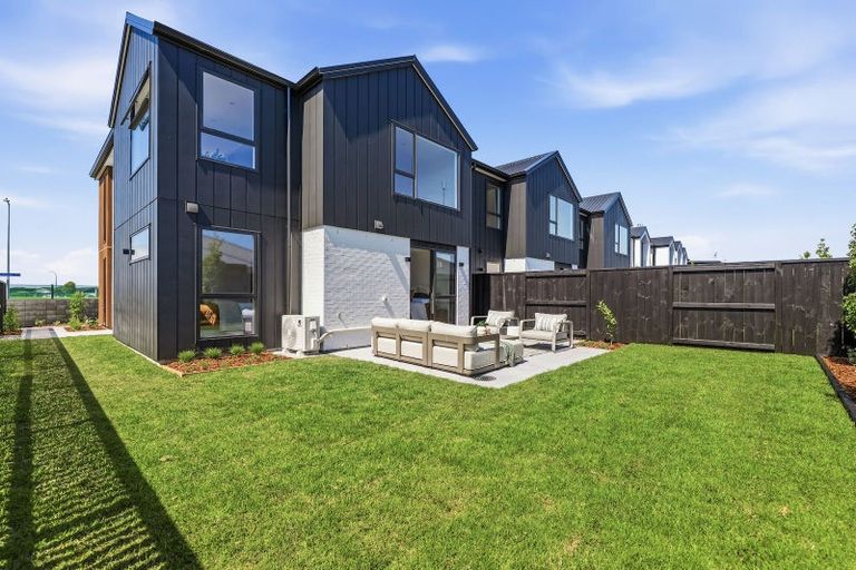 Photo of property in 29 Carronade Street, Papamoa Beach, Papamoa, 3118