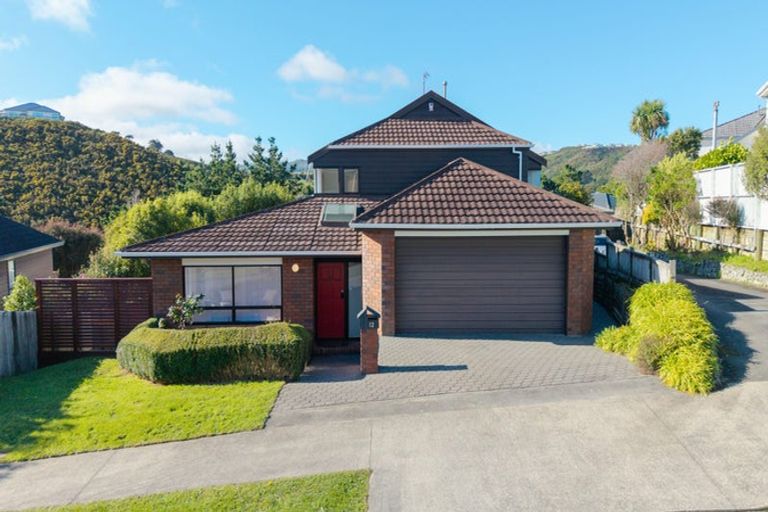 Photo of property in 12 Longmont Terrace, Churton Park, Wellington, 6037