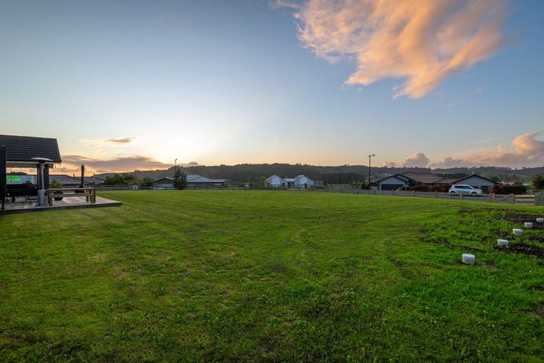 Photo of property in 9 Awatiro Drive, Kaukapakapa, 0871