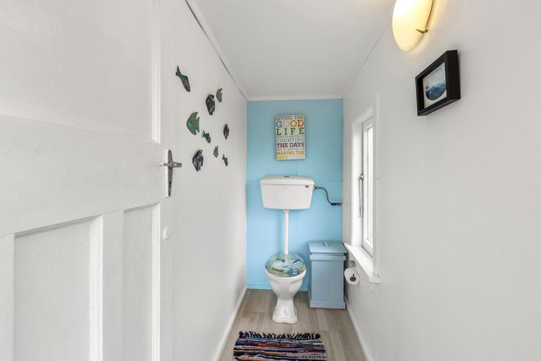 Photo of property in 1795 Whaanga Road, Raglan, 3296