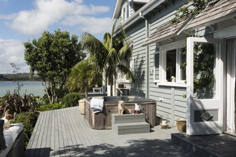 Photo of property in 860 Purerua Road, Te Ti Mangonui, Kerikeri, 0294