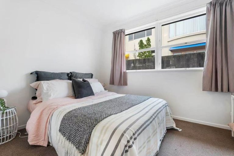 Photo of property in 29 Dudley Road, Mission Bay, Auckland, 1071