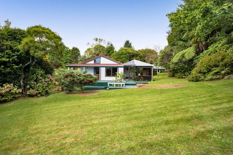Photo of property in 65 Veale Road, Ridgewood, New Plymouth, 4371