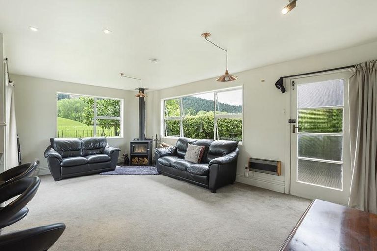 Photo of property in 8 Holyhead Street, Outram, 9019