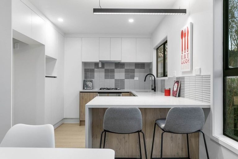 Photo of property in 1/34 Fordham Street, Beach Haven, Auckland, 0626