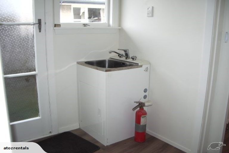 Photo of property in 33 Cotswold Avenue, Bishopdale, Christchurch, 8053