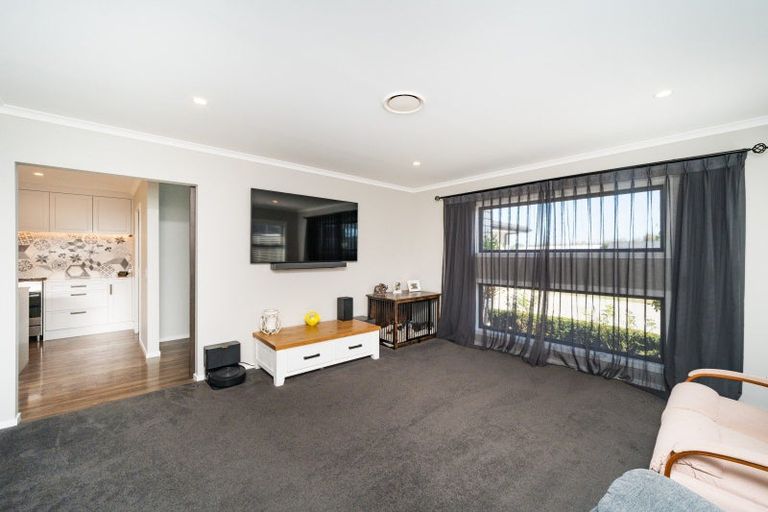 Photo of property in 136 Pharazyn Street, Maewa, Feilding, 4702
