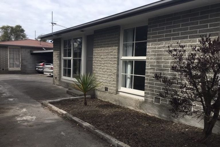 Photo of property in 2/452 Barbadoes Street, Edgeware, Christchurch, 8013