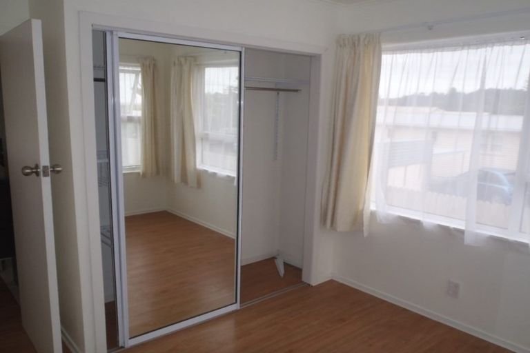 Photo of property in 1/59 Glendale Road, Glen Eden, Auckland, 0602