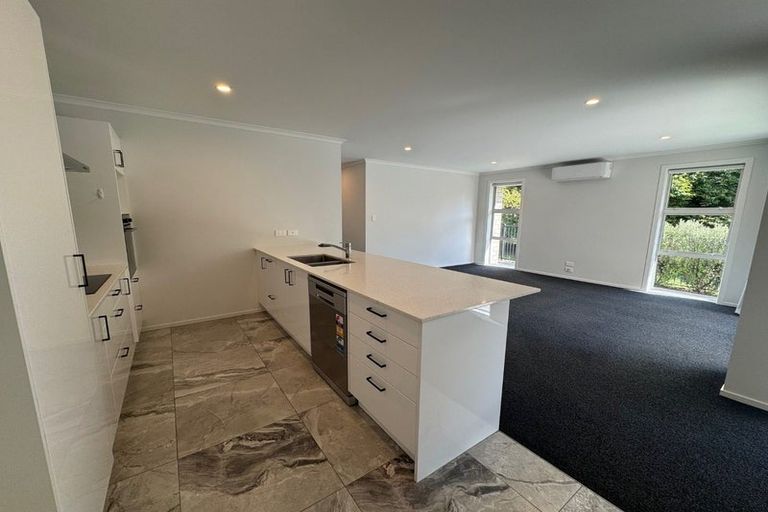 Photo of property in 10 Ratahi Way, Omokoroa, 3114