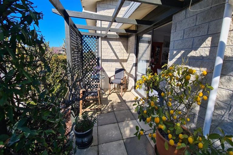 Photo of property in 21 Juniper Place, Burnside, Christchurch, 8053