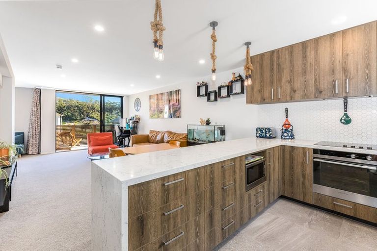 Photo of property in 25 Holystone Road, Whitby, Porirua, 5024