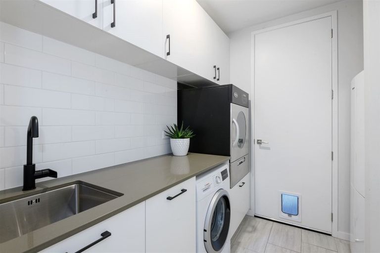 Photo of property in 98 Broadhaven Avenue, Parklands, Christchurch, 8083