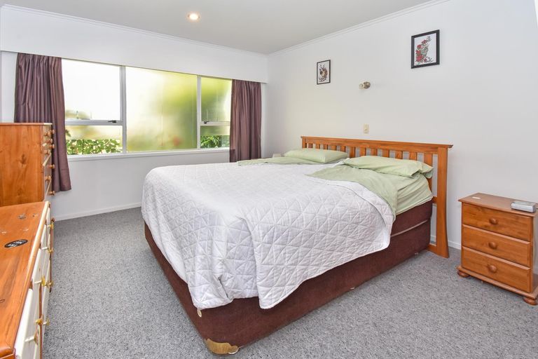 Photo of property in 2/9 Elizabeth Street, Papakura, 2110