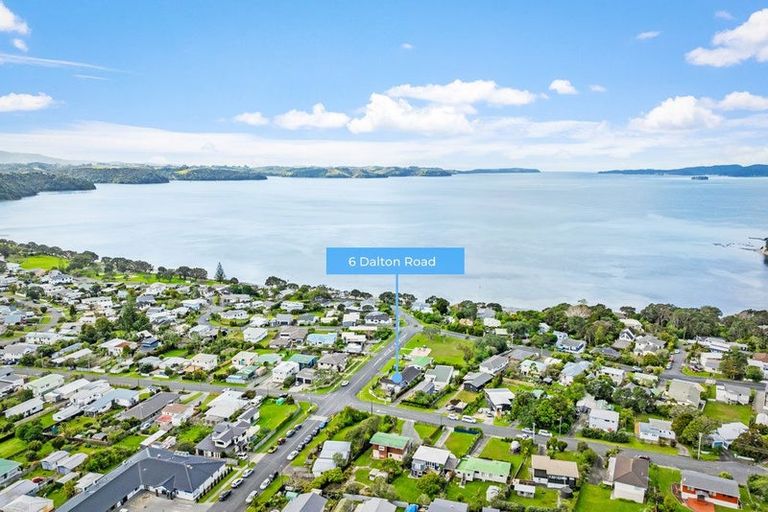 Photo of property in 6 Dalton Road, Snells Beach, 0920